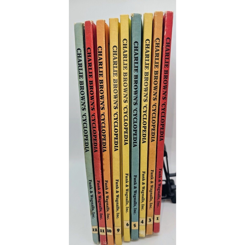 LOT OF 9 Charlie Browns Cyclopedia Vol. 1,3,4,5,6,9,10,11,12 Vintage 1980 Good